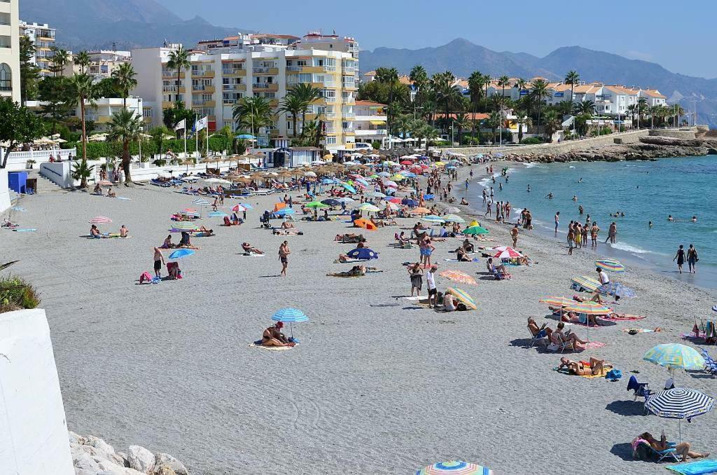 Apartamento Toboso Lena Nerja Zewnętrze zdjęcie